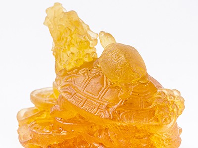 董事長珍藏：天然琥珀的純淨之美